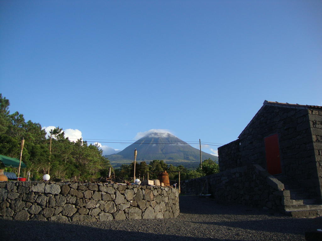 Casas Alto Da Bonanca Hostal São Roque do Pico Exterior foto