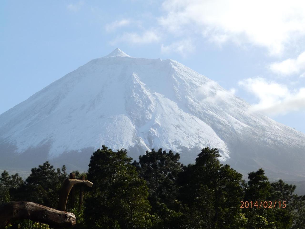 Casas Alto Da Bonanca Hostal São Roque do Pico Exterior foto